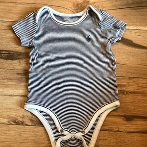 EUC Ralph Lauren Onesie sz 6 month